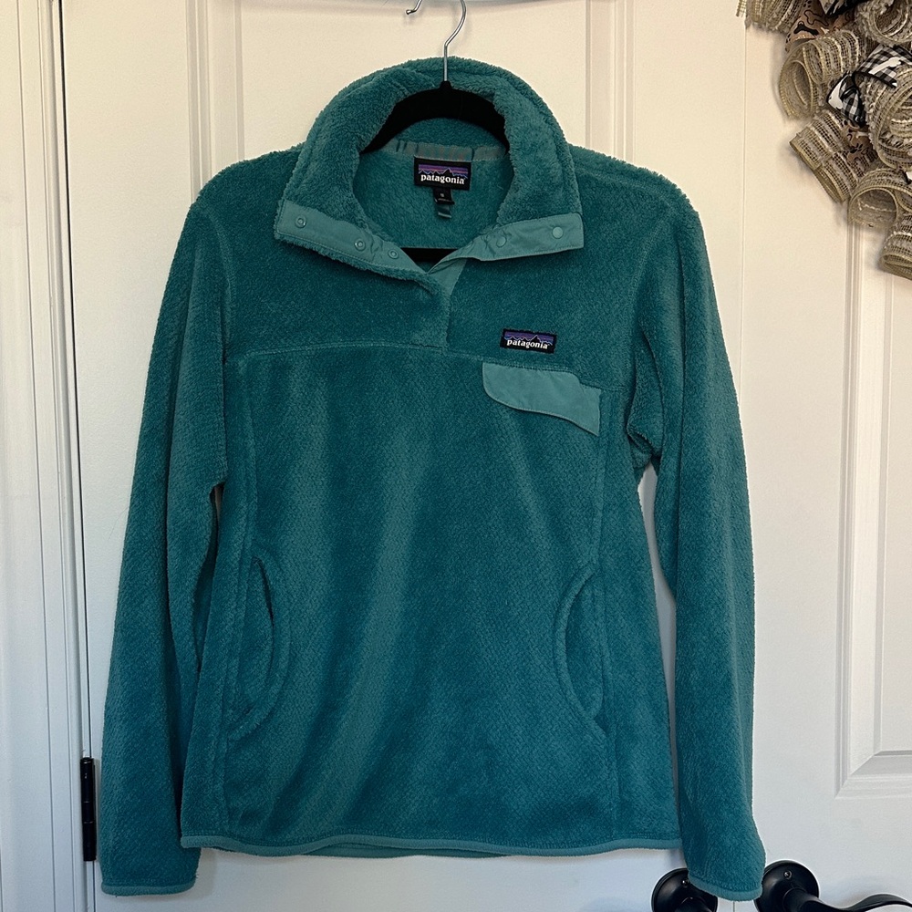 Patagonia Women's Blue Fleece Jacket